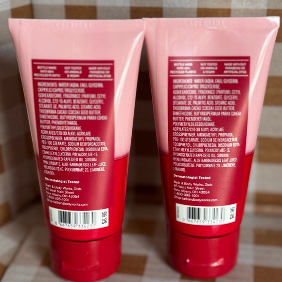 NEW B&BW(2) 🍓 Strawberry Pound Cake 2.5 oz body creams - Picture 2 of 2